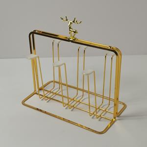 Portavasos de metal con diseño de reno dorado, con bandeja de drenaje, estante de almacenamiento multifunción para cocina, para uso en el hogar o bar. - Product Image 5