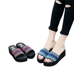 Sandalias de moda con correa trasera para exteriores, sandalias planas de cuero para mujer, nuevas sandalias de moda al por mayor para mujer - Product Image 1