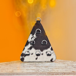 Customized Genuine Cowhide Leather Wild Scarf Rag Holder Rustic Wall <b>Hook</b> <b>Kitchen</b> Towel Organizer Hanging Cloth Rack Home Decor - Product Image 1