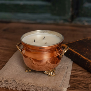 Recipiente para velas de cobre estilo victoriano con patas y asas laterales de fundición – Recipiente de lujo herenciales para múltiples velas - Product Image 1