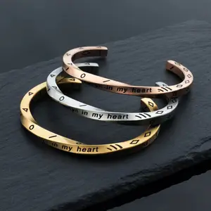 Pulseiras vintage esculpidas Acessórios personalizados para pulseiras abertas em aço inoxidável