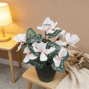 Plante artificielle de <span class=keywords><strong>cyclamen</strong></span> à 7 têtes, fleurs en plastique imitation oreilles de lapin dans un pot en ciment avec faux sol pour la décoration intérieure - Product Image 2