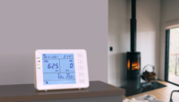 Boîtier personnalisé pour moniteur de qualité de l'air, boîtier en plastique OEM avec fenêtre d'affichage et emplacements pour boutons pour dispositif de capteur IAQ