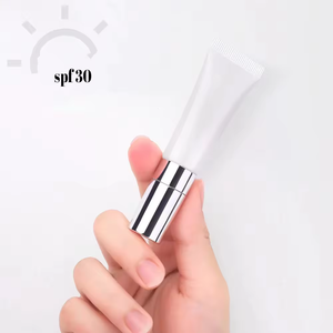 Brillo Labial Vegano al por Mayor de Marca Privada, Aceite Labial Hidratante y Brillante, Ligero, Humectante y con Color, con Manteca de Karité - Product Image 5