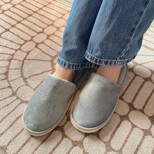 Premium paia di pantofole monouso antiscivolo lavabili a punta chiusa di cristallo pantofole in velluto per uso domestico per gli ospiti - Product Image 6