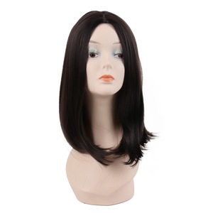 Perruque synthétique bob mi-longue marron foncé uni, raie naturelle au milieu, en fibre haute température, avec bonnet en maille élastique pour femme - Product Image 2