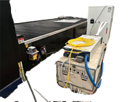 Machine de découpe laser à fibre de type portique économique avec rails de guidage Yaskawa Cypcut HIWIN, table d'échange et IA pour la découpe de tôles métalliques