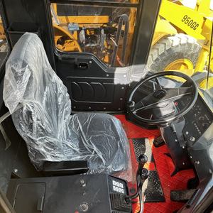 Chargeuse sur pneus Komatsu d'occasion WA320/WA350/WA470, moteur 75KW, pompe, capacité 21640KG, pièces d'origine, équipement lourd d'occasion - Product Image 5