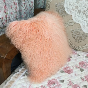 Oreiller en fourrure tibétaine 100% naturelle en peau de mouton/mouton de Mongolie - Product Image 1