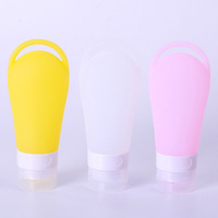 Accessoires de voyage compressibles en silicone sans BPA Bouteilles de shampooing et d'après-shampooing Essentiels de voyage