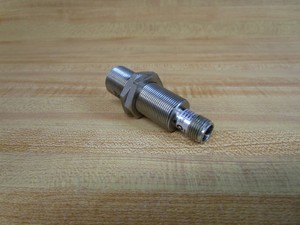 PLC Detectors <strong>AKI</strong>-AP-3H Inductive Sensor AKIAP3H Warranty Product - Product Image 1