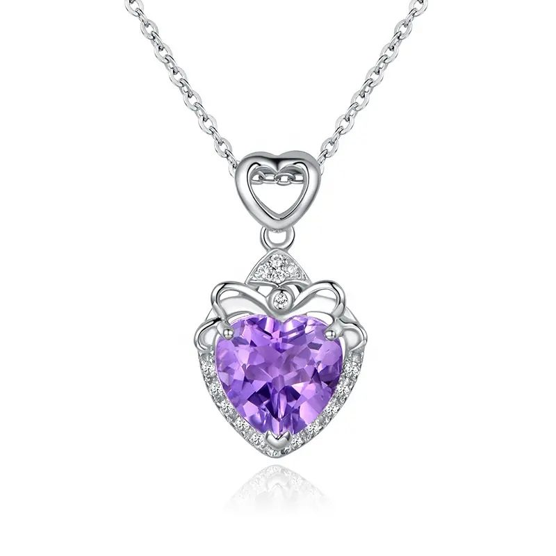 Wholesale Dainty Fashion Women Heart Pendant Crystal Necklace