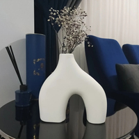 Vases à fleurs en céramique d'art créatif Ins Décoration d'intérieur nordique Table Vase en céramique moderne