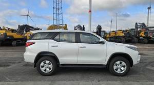 MEJORES OFERTAS para <span class=keywords><strong>Toyota</strong></span> <span class=keywords><strong>Fortuner</strong></span> USADO, 2.4L Turbo Diésel Automático - Product Image 6