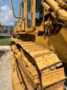 รถดันดินมือสอง Cat D8T ขายดี รถดันดินตีนตะขาบ Cat D8T ประหยัดน้ำมัน คุ้มค่าคุ้มราคา - Product Image 6