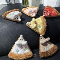 Porte-clés en peluche souris créative sur le thème de la pizza, 5 cm, breloque mignonne, parfait pour sac de fille, mini cadeau délicat pour Halloween