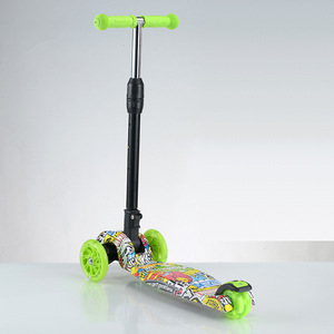 Trottinette pour enfants à trois roues, hauteur réglable, avec lumières, pour les enfants de 3 à 6 ans - Product Image 3
