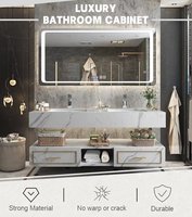 Les articles sanitaires peuvent être personnalisés avec un lavabo mural en platine pour salle de bain, doté d'un double lavabo en céramique sur comptoir.