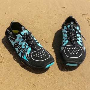 Chaussures d'eau respirantes pour hommes et femmes, chaussures de sport d'extérieur, nu-pieds de pataugeoire, pour la Gym, le Fitness, à séchage rapide, pour Couple, tendance <span class=keywords><strong>2022</strong></span> - Product Image 2