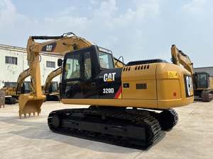 รถขุดไฮดรอลิกแบบตีนตะขาบ 320D มือสอง ขนาด 20 ตัน ใช้งานมาแล้ว ชั่วโมงการทำงานต่ำ พร้อมมอเตอร์ เครื่องยนต์ ปั๊ม บุ้งกี๋ขนาด 1.0 เมตร กำลัง 103 กิโลวัตต์ ขาย - Product Image 1