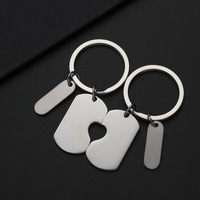 Porte-clés en métal en forme de cœur assorti pour couples en acier inoxydable avec logo personnalisé, gravé, porte-clés en forme de plaque d'identité pour chien