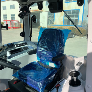 Tracteur agricole à prix avantageux, grand tracteur à 4 roues, camions tracteurs, 180 ch, 220 ch, moteur EPA, CE EURO 5, pour les États-Unis et l'<span class=keywords><strong>Europe</strong></span> - Product Image 5