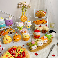 En gros, porte-clés pendentifs en peluche mignons en forme de gâteau, hamburger, frites, croissant, baguette, jouets et accessoires de sac personnalisés en forme de sushi