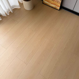 Plancher en bois dur de hickory moderne et durable, imperméable et antidérapant, laqué UV, plusieurs grades pour salle de bain, utilisation à haute résistance - Product Image 1