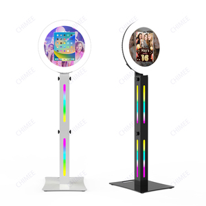 Roamer Photo Booth Koisk de diseño único con dos baterías con cargadores y tiras de luz RGB para suministros de alquiler de fiestas - Product Image 5