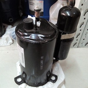 Compresseur d'air HYZL 2V34S225AUA 3,12 kW pour équipement de réfrigération, refroidissement et chauffage - Product Image 2