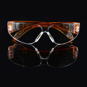 Lunettes de sécurité anti-poussière pour enfants Lunettes de sécurité anti-poussière anti-impact anti-buée pour enfants Lunettes jetables Protection des yeux pour enfants - Product Image 4