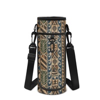 Sac de transport portable pour bouteille d'eau avec motif géométrique de l'île Masi Tapa pour les voyages et la randonnée