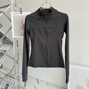 女式软立领拉链冬季健身夹克定制标志透气轻质瑜伽运动夹克拇指 - Product Image 6