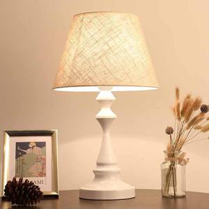 Lámpara de Mesa Táctil con Control Remoto, Estilo Nórdico Americano, Moderna, Minimalista, Cálida y Creativa, para Sala de Estar o Dormitorio - Product Image 1