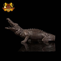 Statue d'art animalière en bronze, crocodile alligator poisson en cuivre et laiton Fengshui de Chine