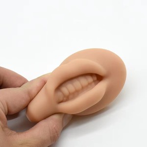 Mô hình môi tập luyện bằng silicon 5D chân thực, trang điểm thẩm mỹ vĩnh cửu mới nhất - Product Image 1