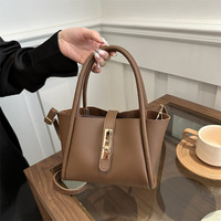 Sac messager portable pour femme, nouvelle collection 2026, en PU texturé de qualité supérieure, pliable, avec fermeture éclair, imperméable, capacité 3L+