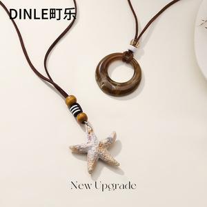สร้อยคอจี้รูปปลาดาว Dinle สีคาราเมล สำหรับผู้หญิง สวมใส่ได้ทุกวัน - Product Image 1