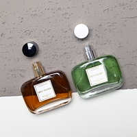 Vente en gros de flacons de parfum vides en verre carrés de 50 ml avec bouchon noir brillant, emballage personnalisé avec logo, boîte cadeau
