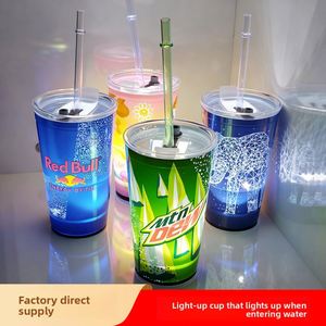Gobelets lumineux LED créatifs pour bar et cadeaux de fêtes avec couvercle en plastique PS, gobelets à eau lumineux - Product Image 3