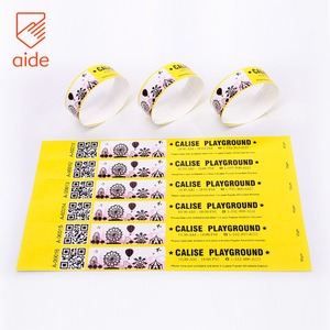 Fabricante de pulseras de colores, tema personalizado, parque de atracciones, billete de admisión de papel, pulseras tyvek de mano, pulsera Tyvek de fiesta de papel