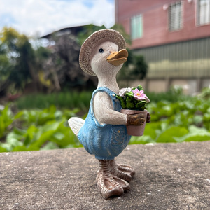 Statue en résine de canard Puli mignon SWAITE - Ornement paysager pour jardin et cour, artisanat pour la maison - Product Image 6