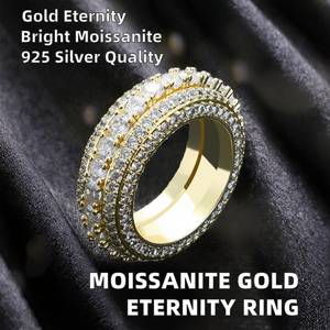 Anillo de Eternidad para Mujer en Plata de Ley 925 Chapado en Oro con Moissanita de Corte Brillante Redondo, Estilo Hip Hop - Product Image 2