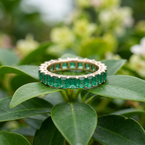 แหวนทองคำขาว 14k ประดับมรกตทรงแปดเหลี่ยมเพาะเลี้ยง สำหรับผู้หญิง เครื่องประดับหรูหราสำหรับงานแต่งงาน - Product Image 1