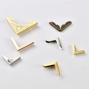 Protections d'angle en métal en forme de L, accessoires décoratifs pour livres, protège-bords pour cahiers, accessoires en métal de style moderne et simple - Product Image 4