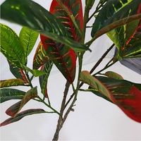 Tige de Croton Artificielle 90cm Branche de Beaves Croton Artificiel Pulvérisation de Croton Artificiel Panaché