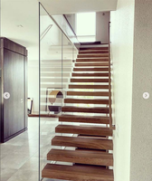 Escalier en colimaçon intérieur en bois avec escalier droit en bois de luxe, design simple, marches en verre et escaliers flottants