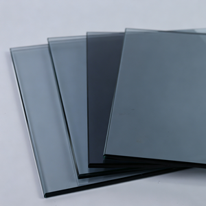 Verre solaire à revêtement de 6 mm, technologie de revêtement métallique avancée pour les bâtiments écologiques et les façades de gratte-ciel commerciaux - Product Image 4