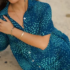 Robe imprimée hawaïenne de haute qualité, conçue par le fabricant, respectueuse de la peau, chemise en rayonne sur mesure, jupe mi-longue - Product Image 4