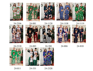 Conjunto <span class=keywords><strong>de</strong></span> Pijamas Navideños con Estampado 'Somos Familia' a Cuadros Blancos y Negros para Familias, Parejas y Perros - Product Image 6
